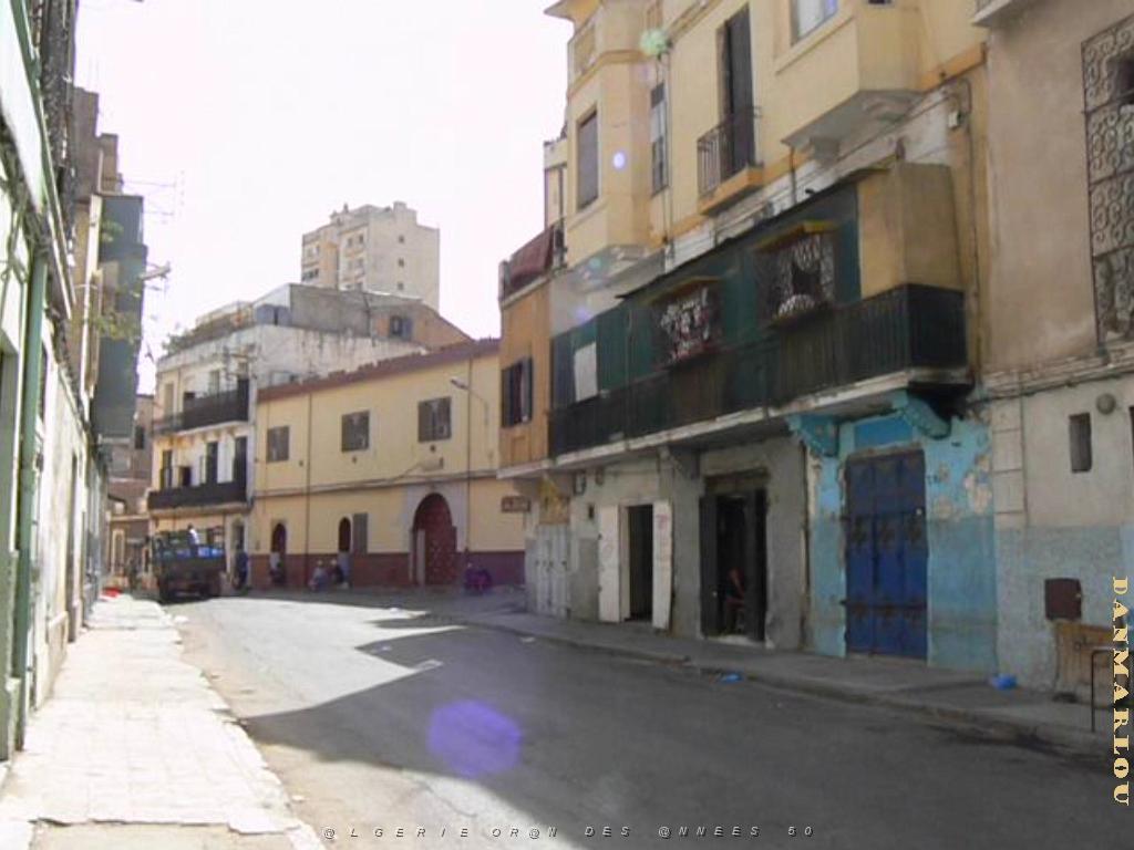 rue Rabelais2.JPG